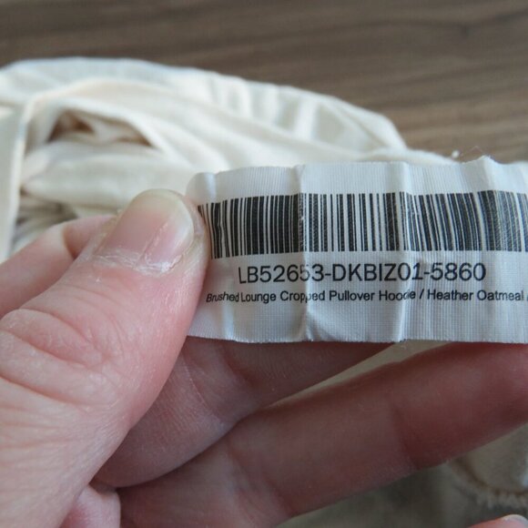 QUINCE Brushed Lounge Cropped Pullover Hoodie in Heather Oatmeal Lounge - Size S - Picture 13 of 13